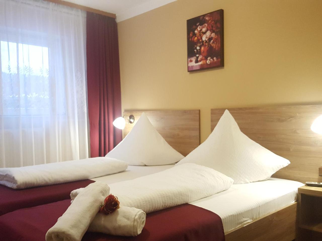 Complex Turistic Caprioara Hotel Nagybánya Kültér fotó
